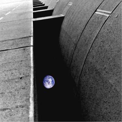 K.Tange 1- 2000 - Foto reelaborada digitalmente.